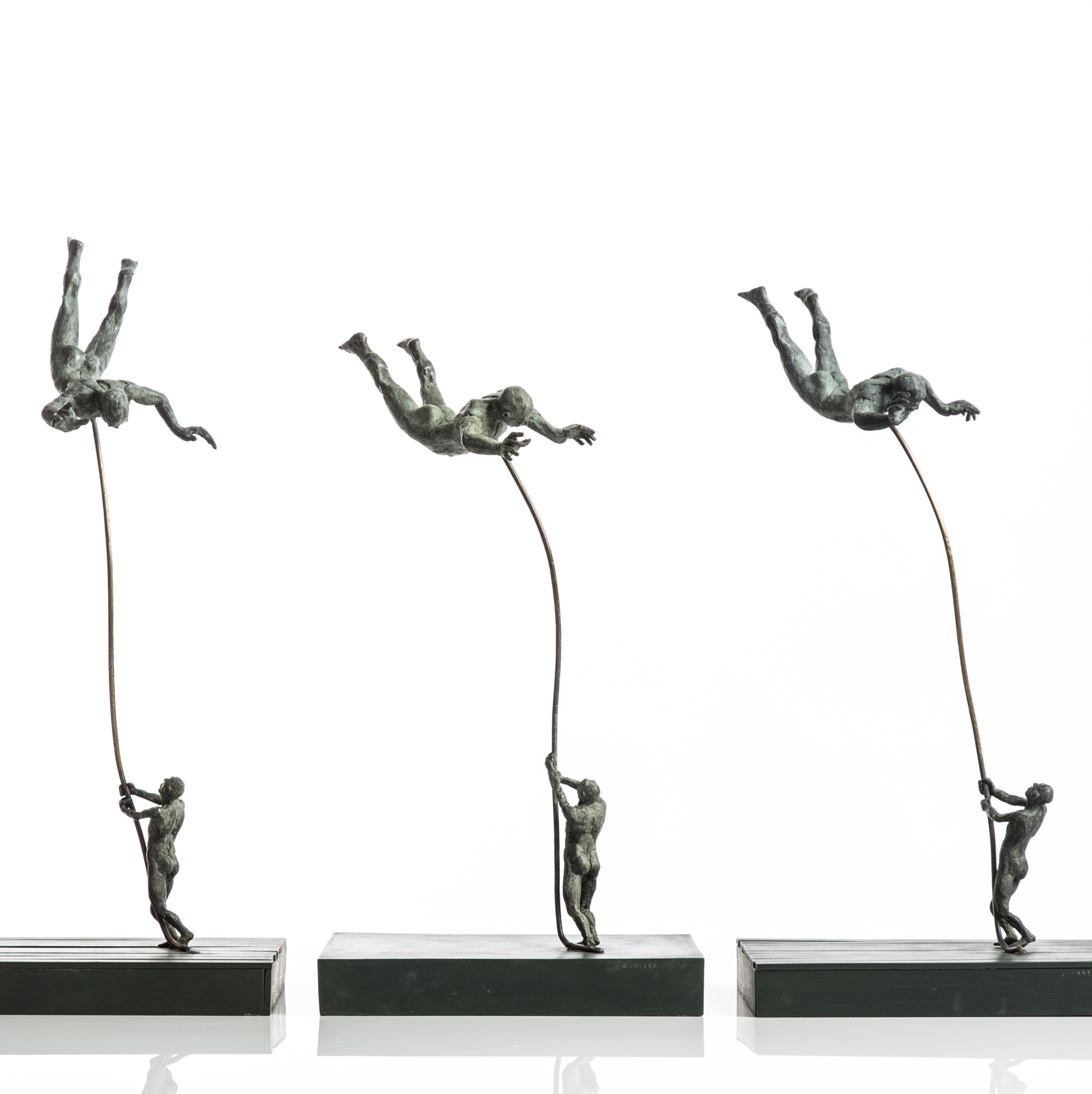 Giannelli Emauele_005_Uomo Aquilone_Bronzo_54x26x20